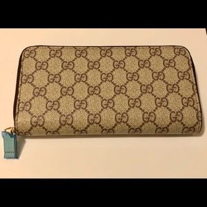 Women’s Gucci Wallet